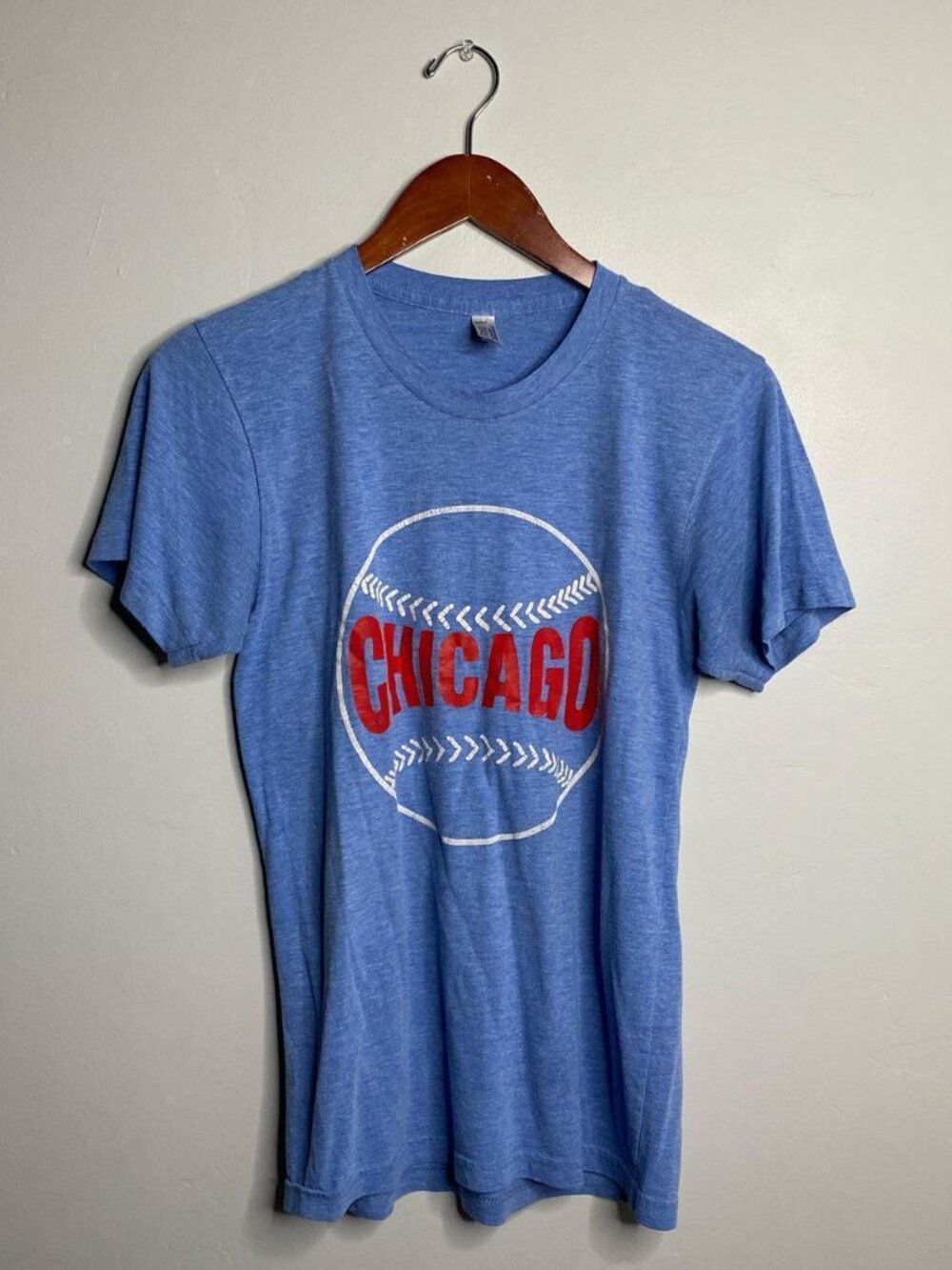 Size small blue Chicago baseball tee